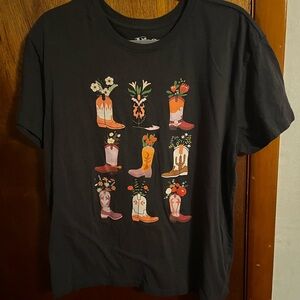 Graphic Black Short Sleeve Tee